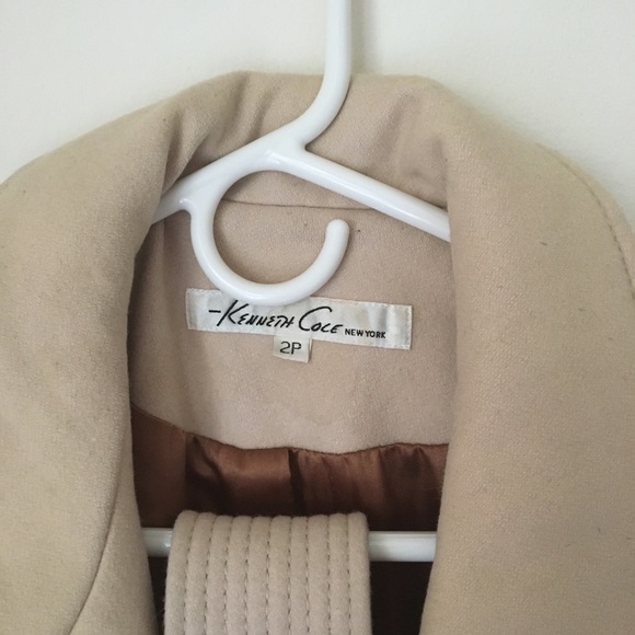 Coat - Picture 3 of 8